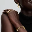 Kép 4/4 - Pandora fehér méh mini függő charm - 763826C01