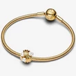 Kép 3/5 - Pandora arany absztrakt hullámok charm - 763915C01