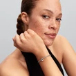 Kép 4/5 - Pandora garnélarák charm - 793896C01