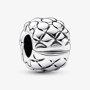 Pandora szegecselt mintás ezüst klip - 792746C00